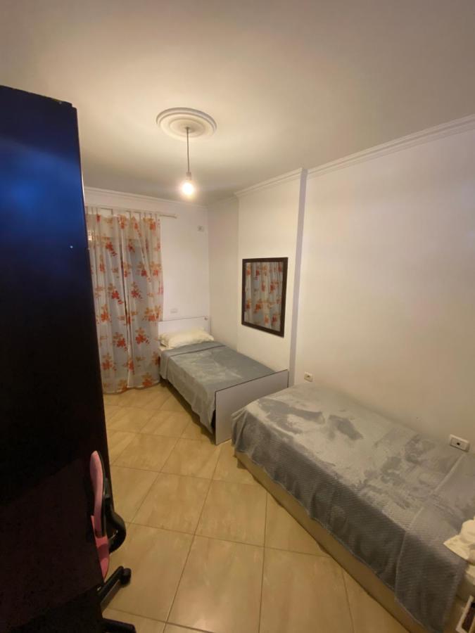 Chlo Apartment 3 Tirana Zewnętrze zdjęcie