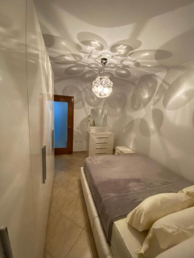 Chlo Apartment 3 Tirana Zewnętrze zdjęcie